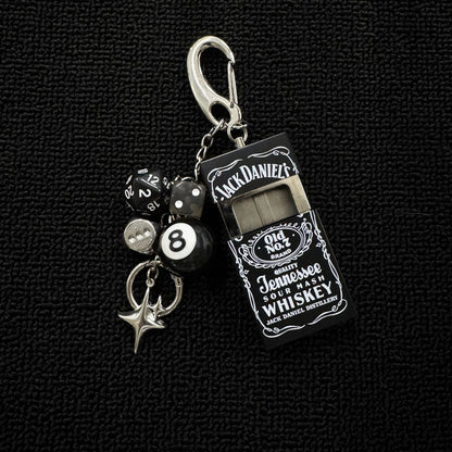 ストリートコーデに映えるメタルアクセントキーホルダー｜ミニサイズで存在感抜群のファッション小物｜バッグ・ベルトチェーン対応｜男女兼用